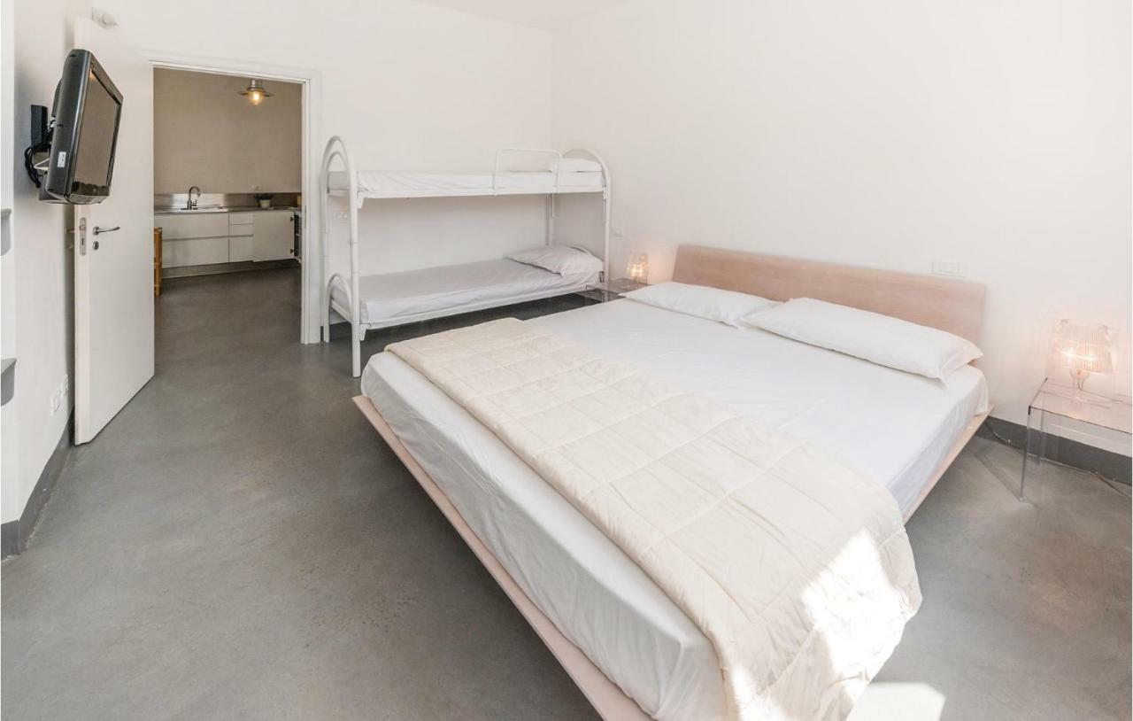 One-Bedroom Apartment In San Cataldo San Cataldo  Exterior photo